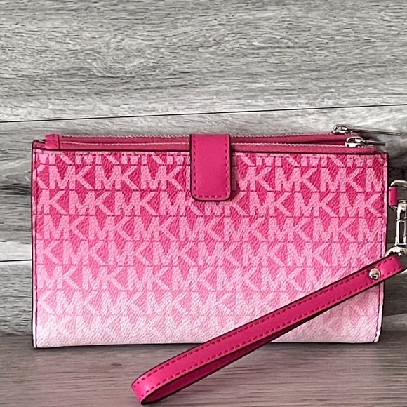 Michael Kors Pink Wristlet Bag - Picture 3 of 9